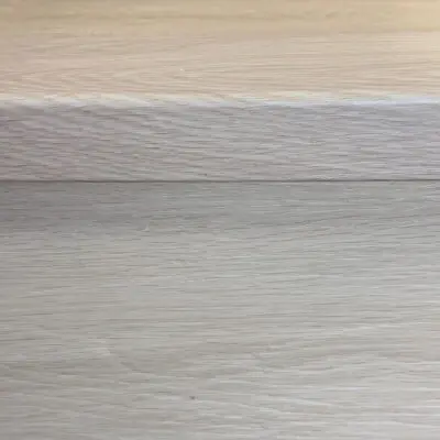 Alabaster stair nose