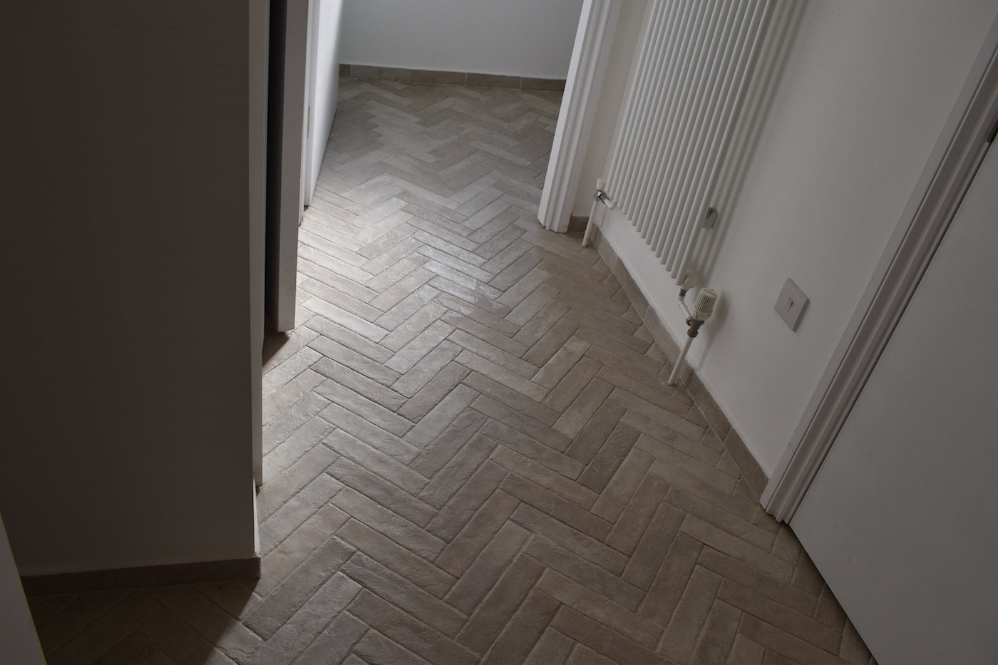 Brushed Fumed UV Oiled Rustic Oak Herringbone Parquet