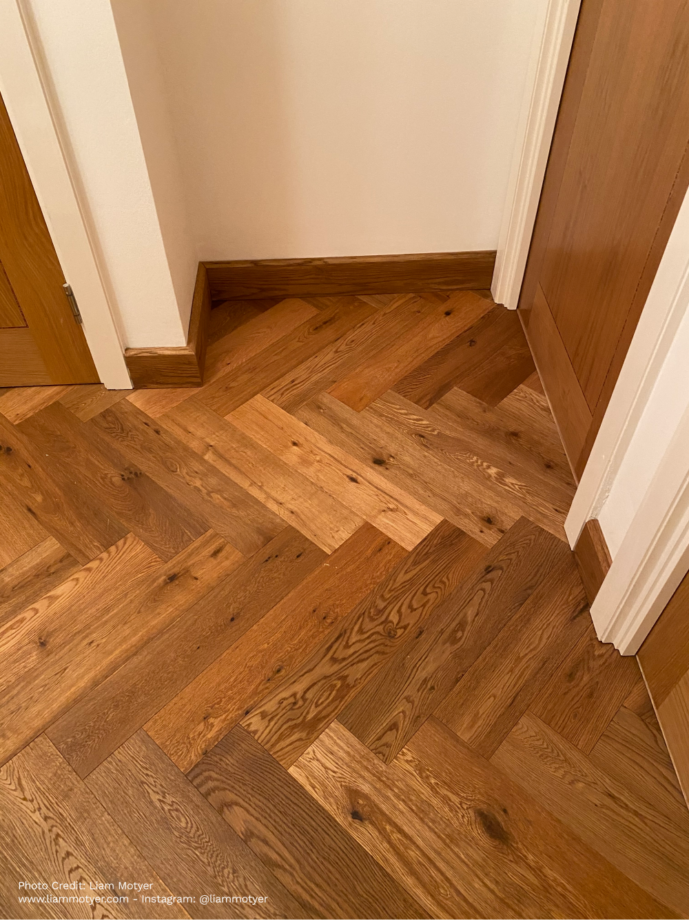 Double Brushed Fumed UV Oiled Honeyed Oak Herringbone Parquet