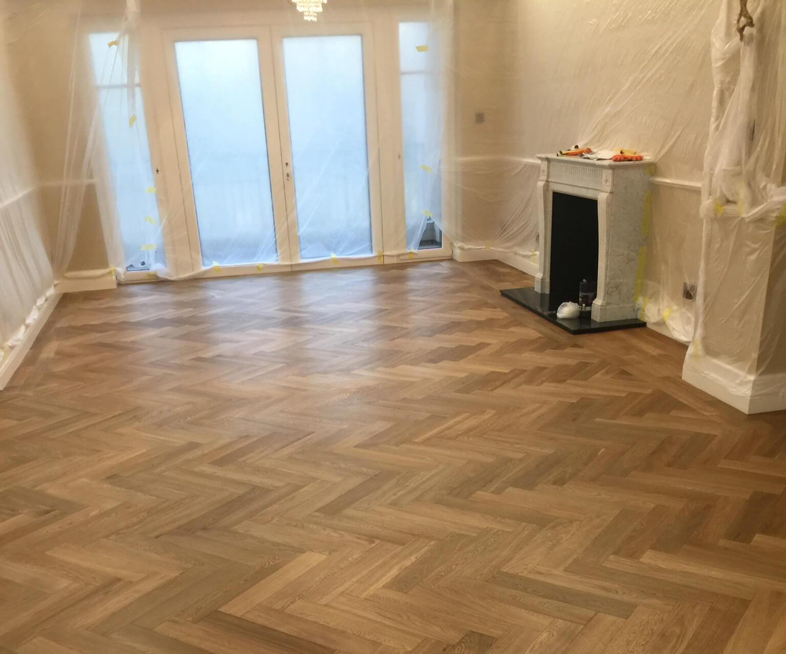 Smooth Natural Hard Wax Oiled Oak Herringbone Parquet