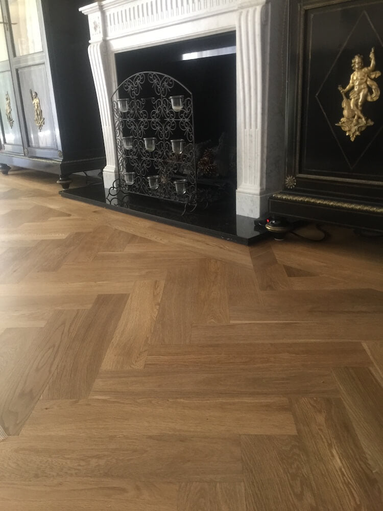 Smooth Natural Hard Wax Oiled Oak Herringbone Parquet