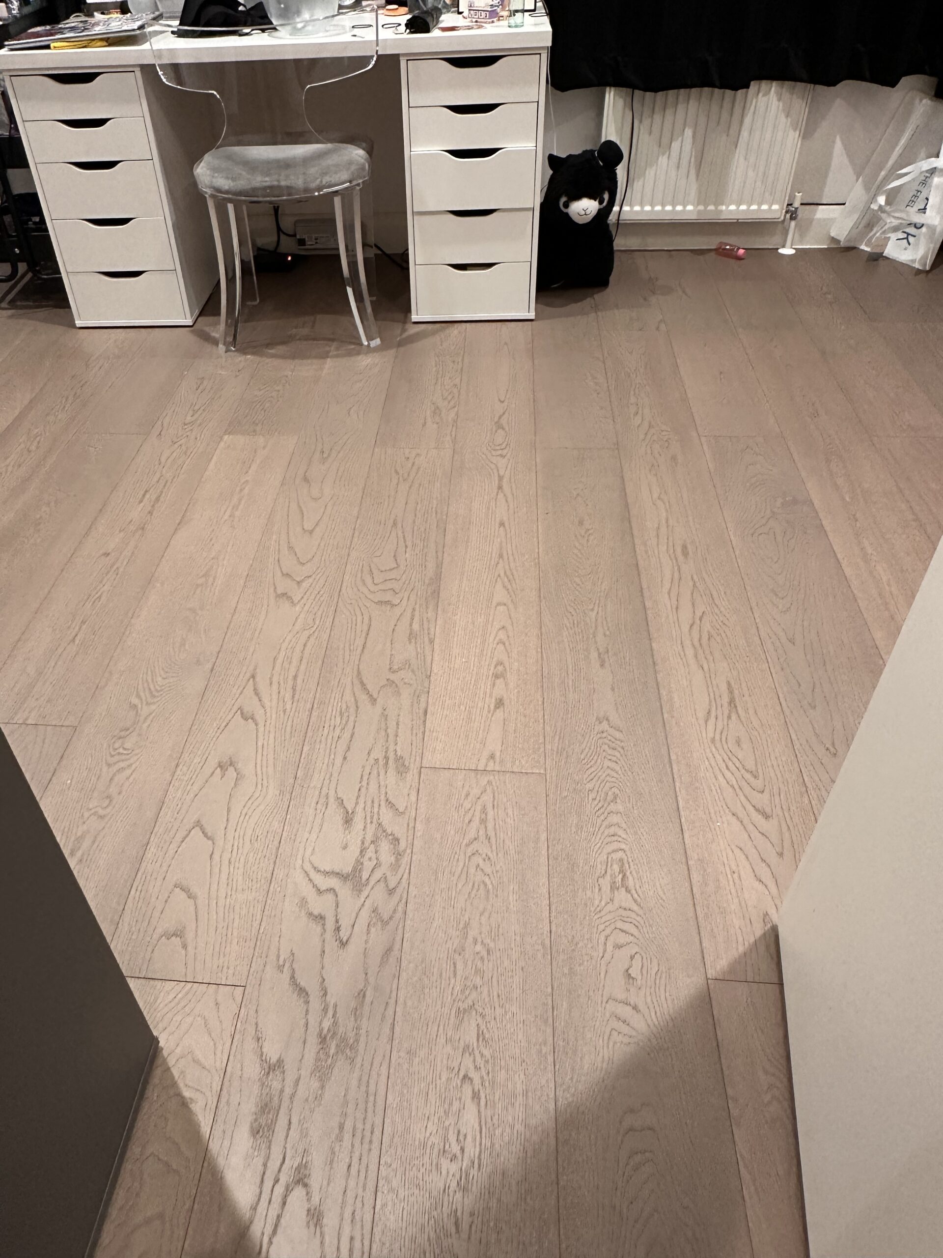 Brushed Mink Grey Lacquered Oak Flooring