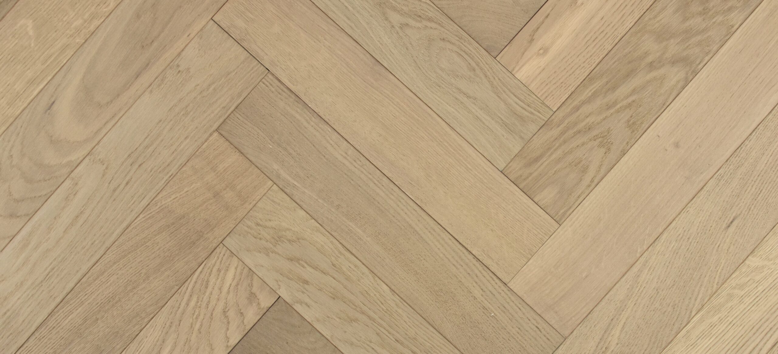 Smooth Nature Grey UV Oiled Oak Herringbone Parquet