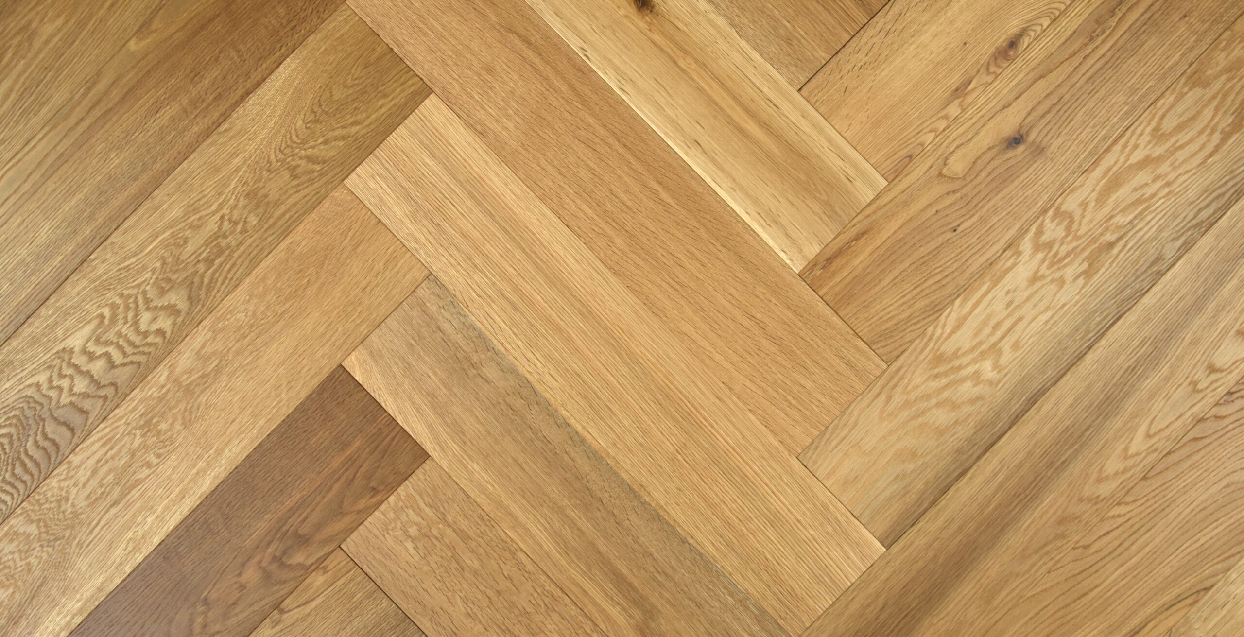 Brushed Fumed UV Oiled Oak Herringbone Parquet