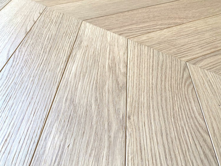 Light Natural UV Oiled Oak Chevron Parquet Flooring