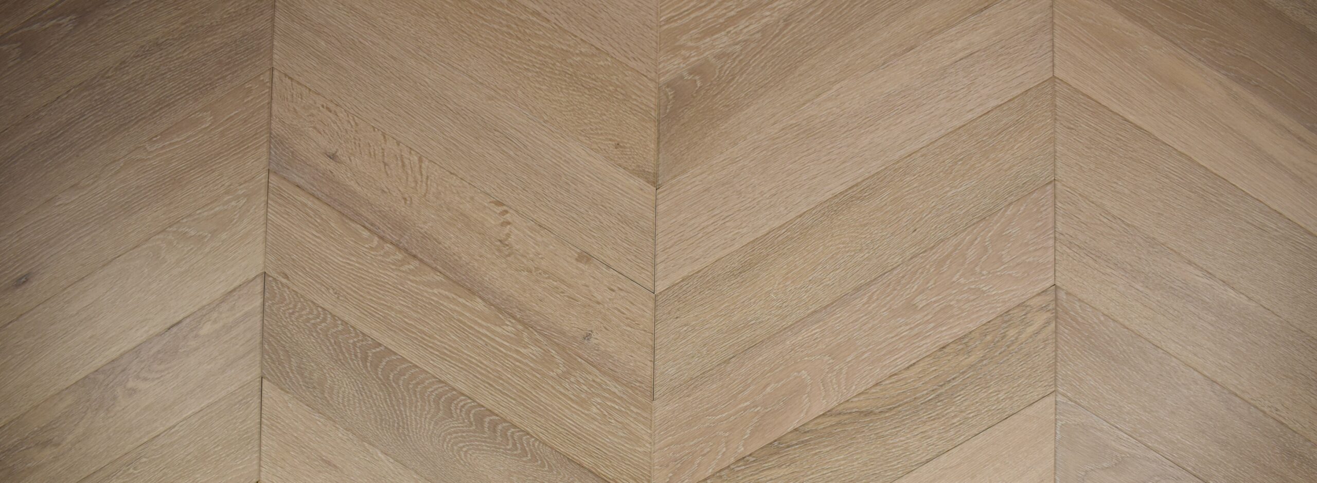 Brushed Fumed Light Cobble Grey UV Oiled Oak Chevron Parquet