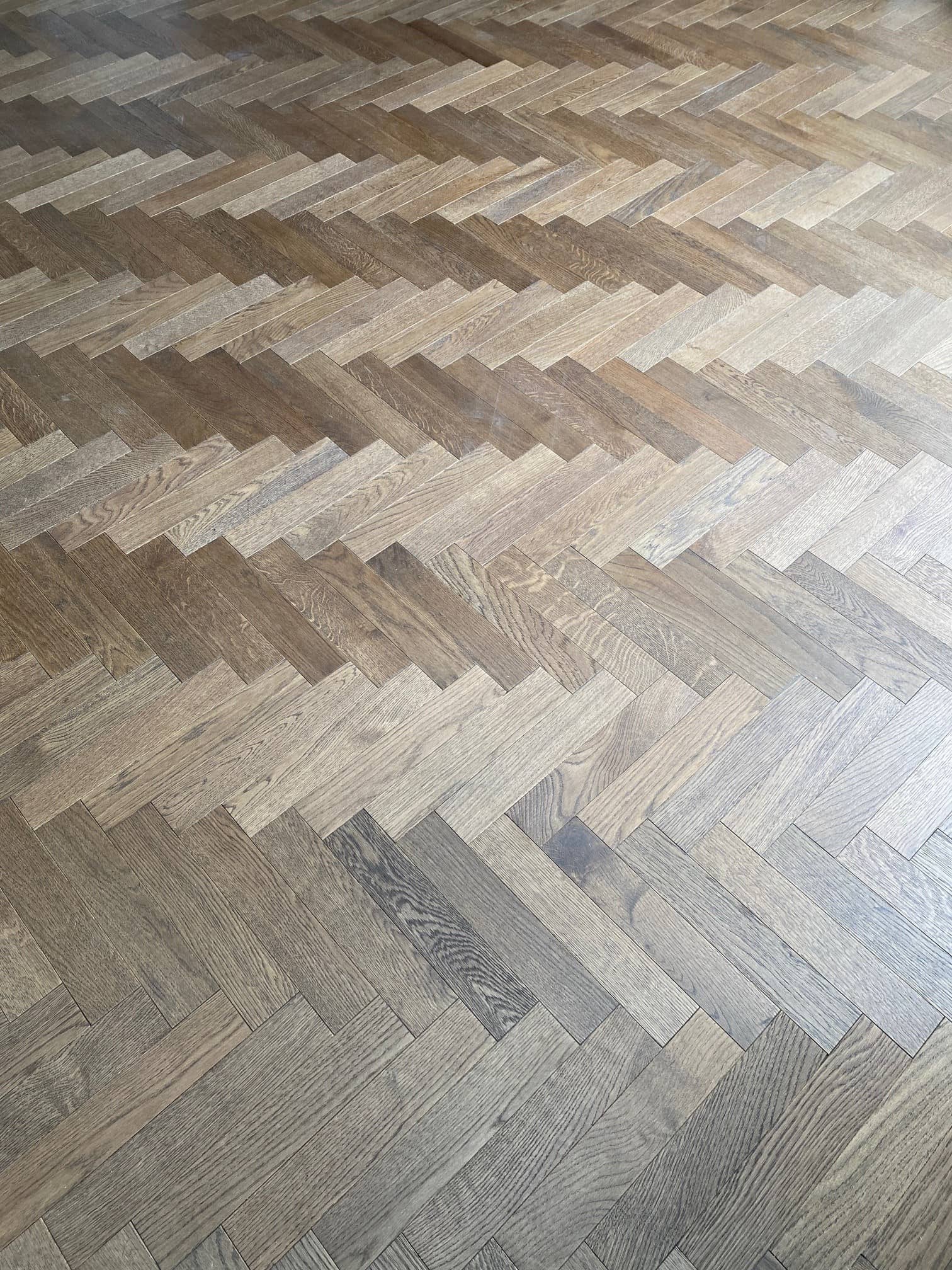 Brushed Smoked UV Oiled Oak Herringbone Parquet